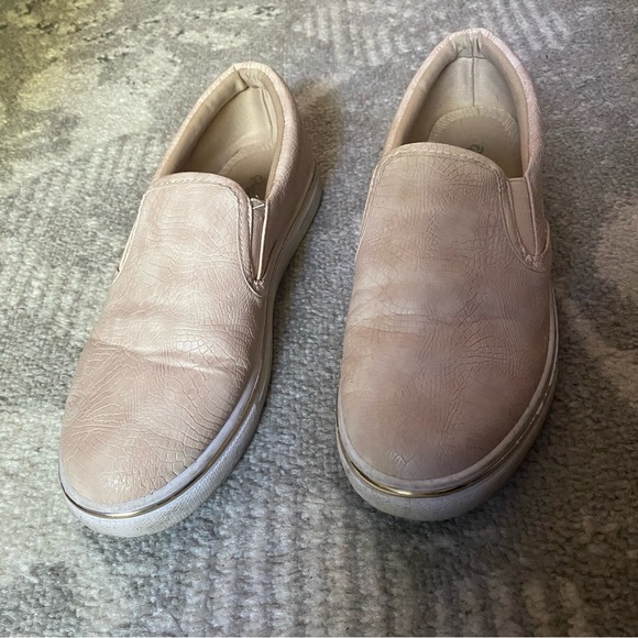 Blush Pink Snakeskin Slip On Sneakers - Picture 3 of 12